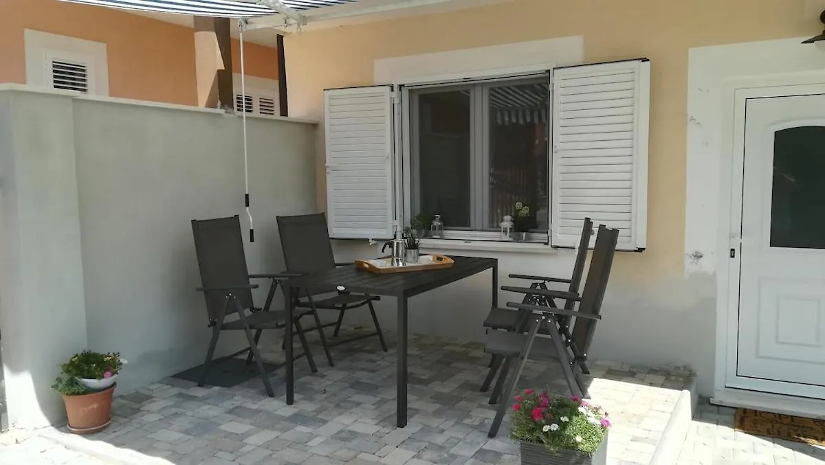 Casa Alba Charming And Spacious Holiday Home ザダル 0*,  クロアチア
