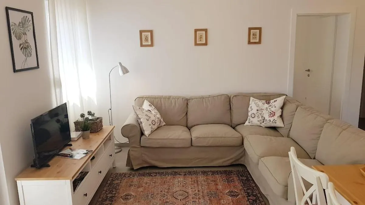 Casa Alba Charming And Spacious Holiday Home ザダル