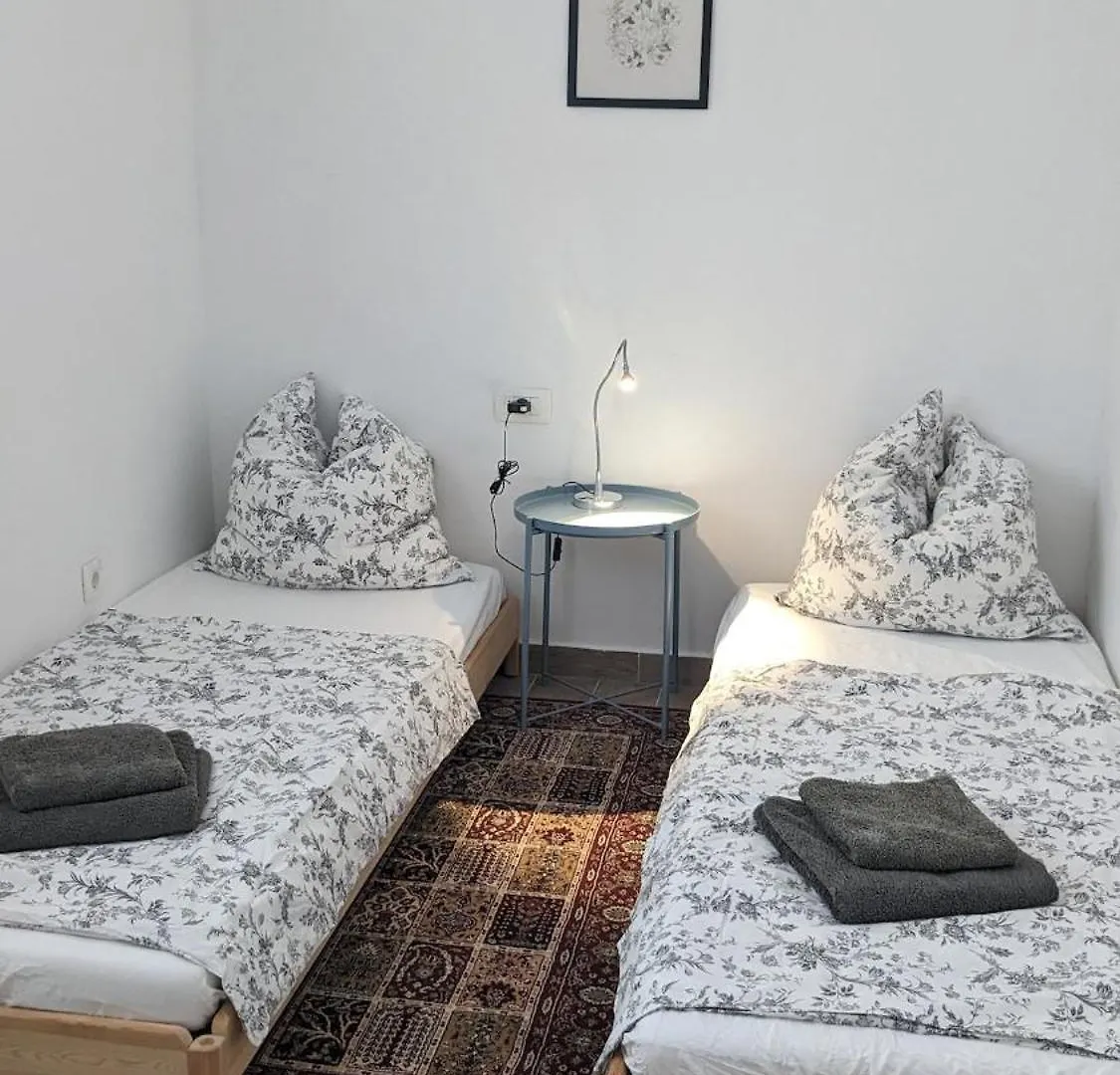 Casa Alba Charming And Spacious Holiday Home ザダル